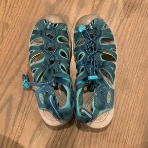 Keen waterproof woman’s hiking shoes